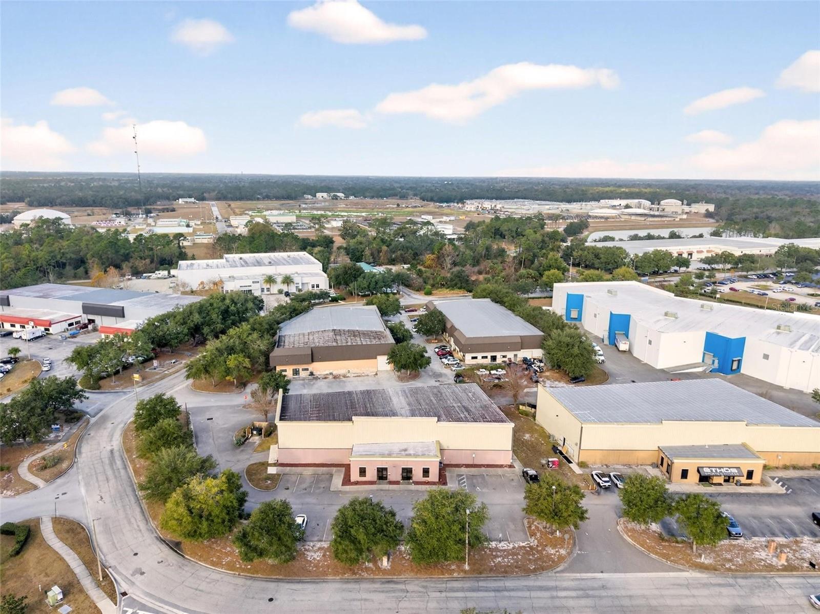 551 S ECON CIR, OVIEDO, FL, 32765