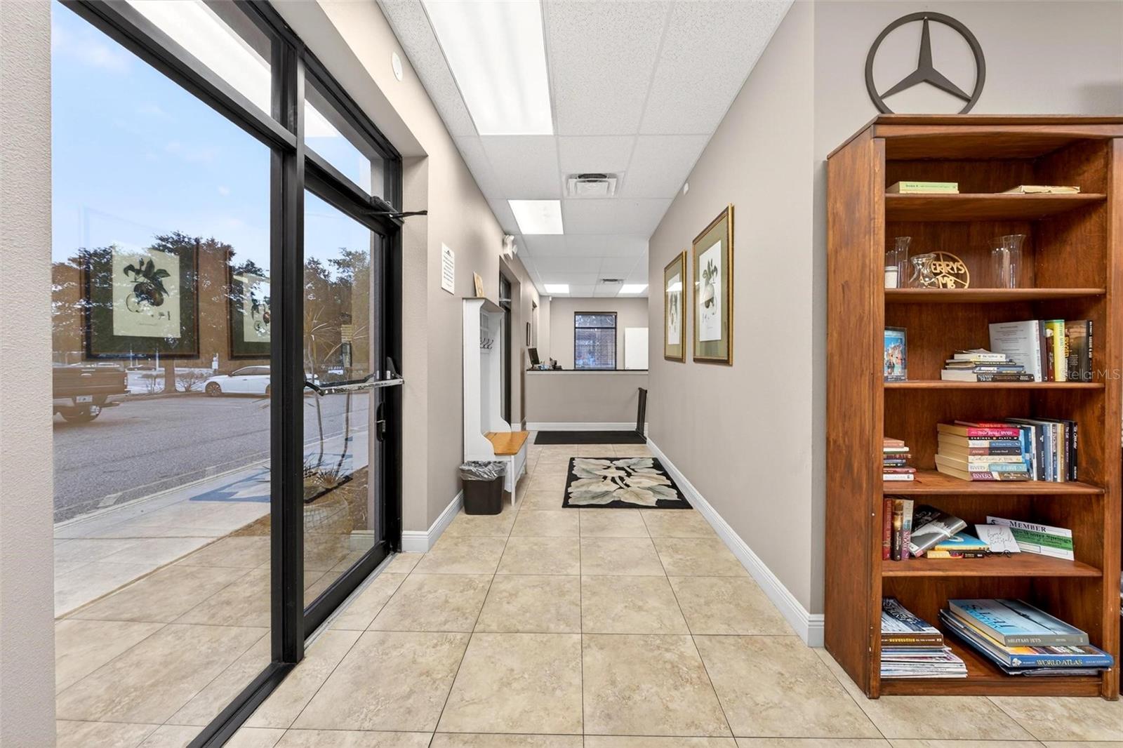 551 S ECON CIR, OVIEDO, FL, 32765