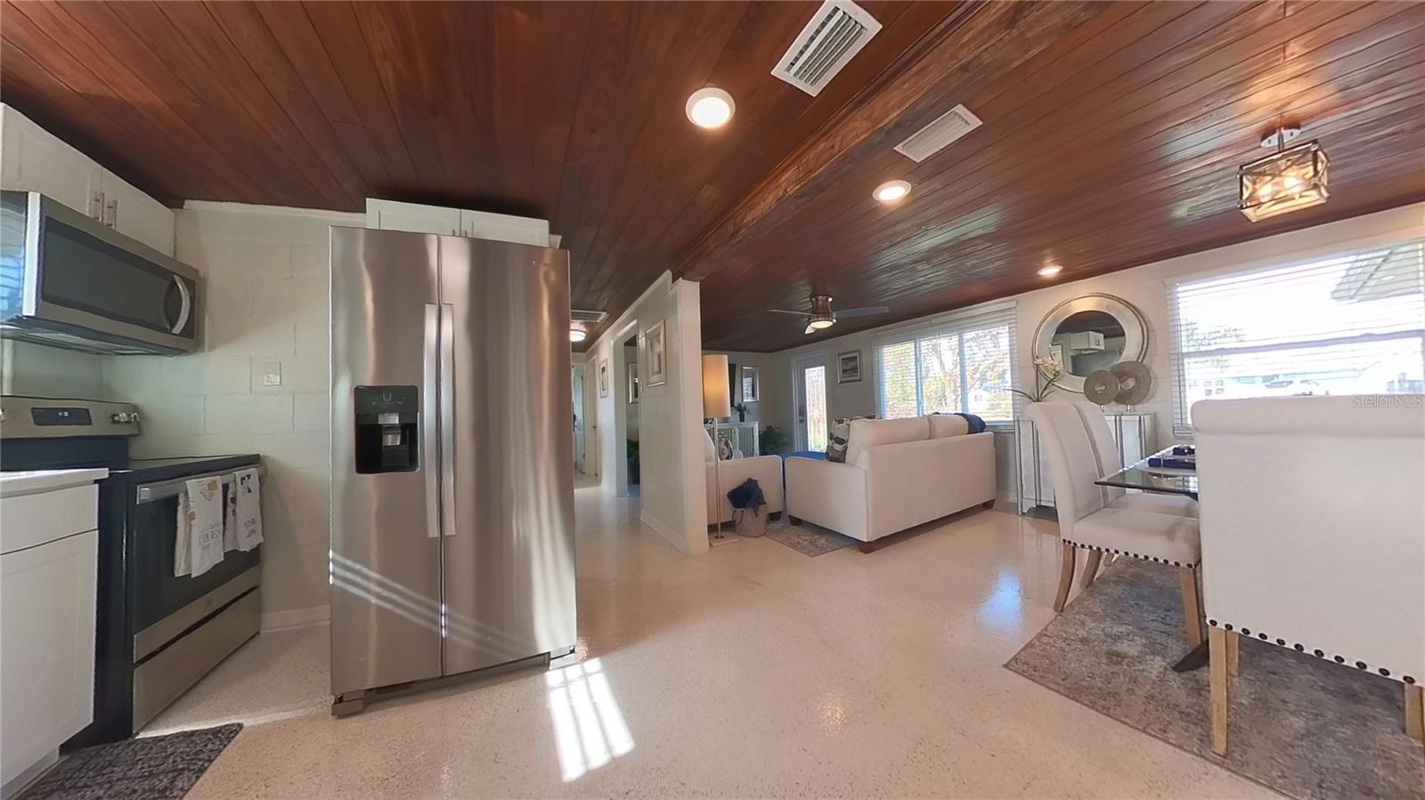 511 DONA DR, NOKOMIS, FL, 34275