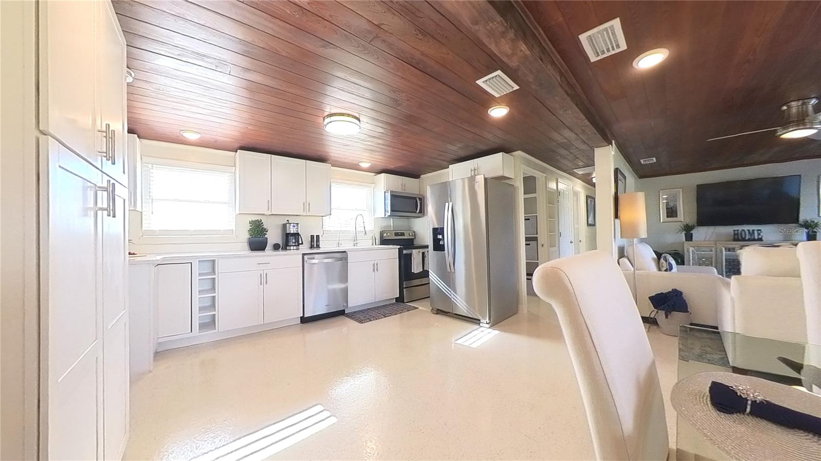 511 DONA DR, NOKOMIS, FL, 34275