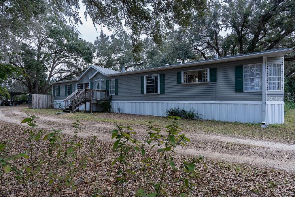 13811 COUNTY ROAD 109D, LADY LAKE, FL, 32159