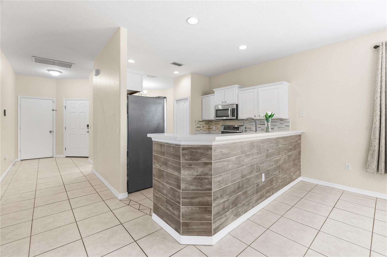 7051 CHATUM LIGHT RUN, BRADENTON, FL, 34212