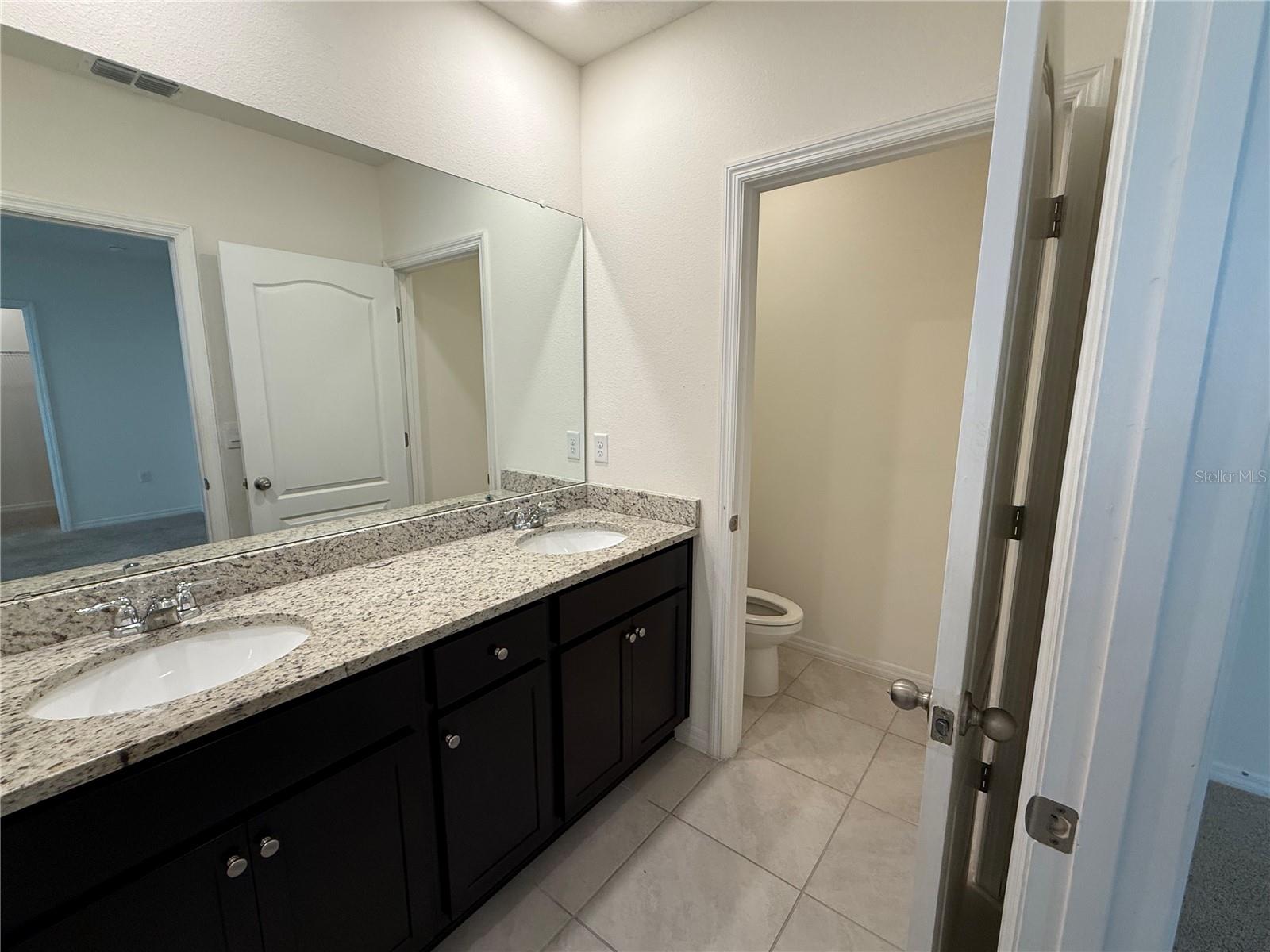 2626 ANGEL FALLS DR, DAVENPORT, FL, 33837