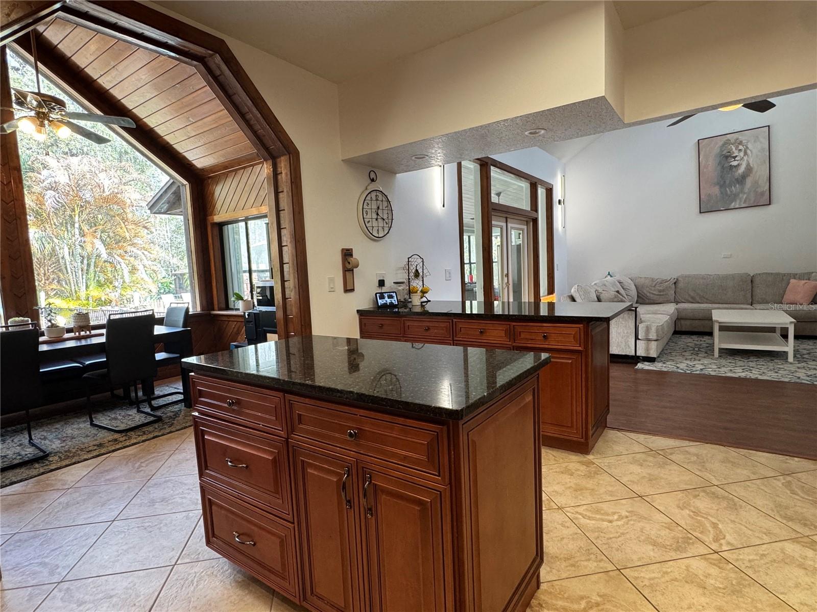 120 E BAHAMA RD, WINTER SPRINGS, FL, 32708