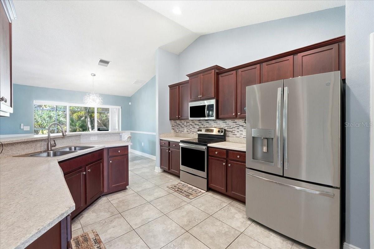 237 STRASBURG DR, PORT CHARLOTTE, FL, 33954