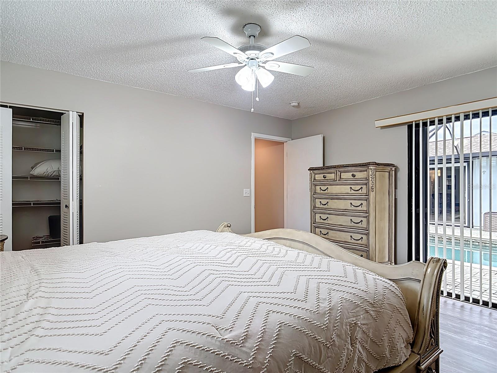 290 ROTONDA CIR, ROTONDA WEST, FL, 33947