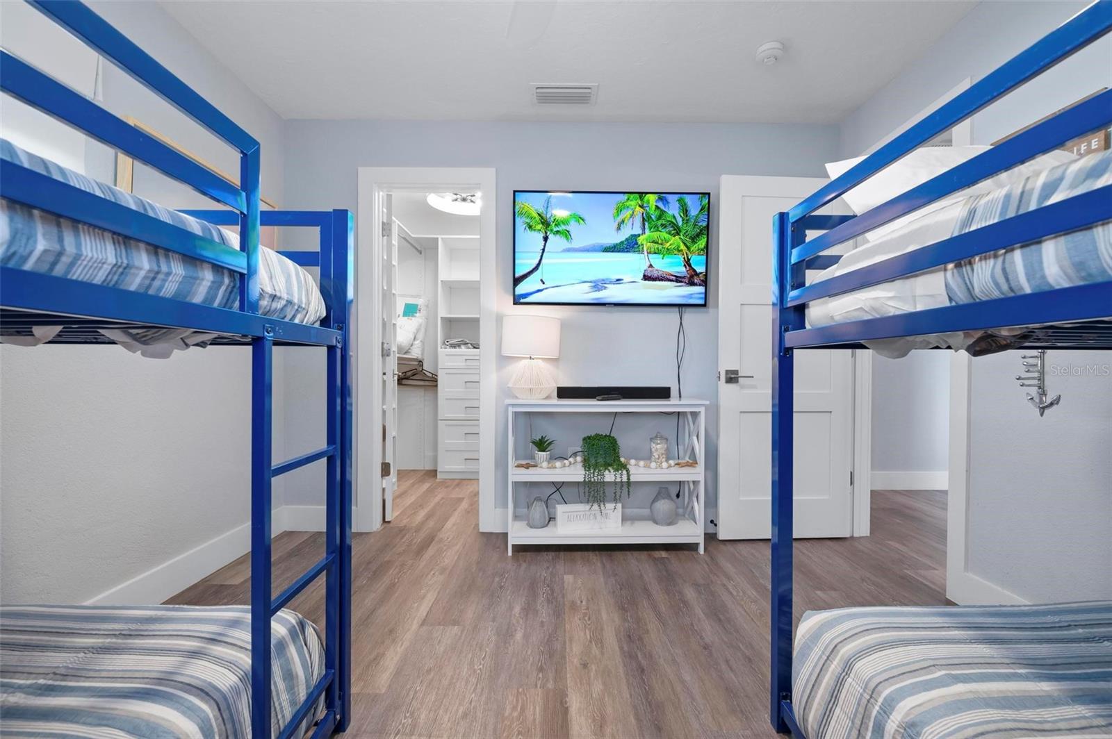 3915 COCONUT TER, BRADENTON, FL, 34210