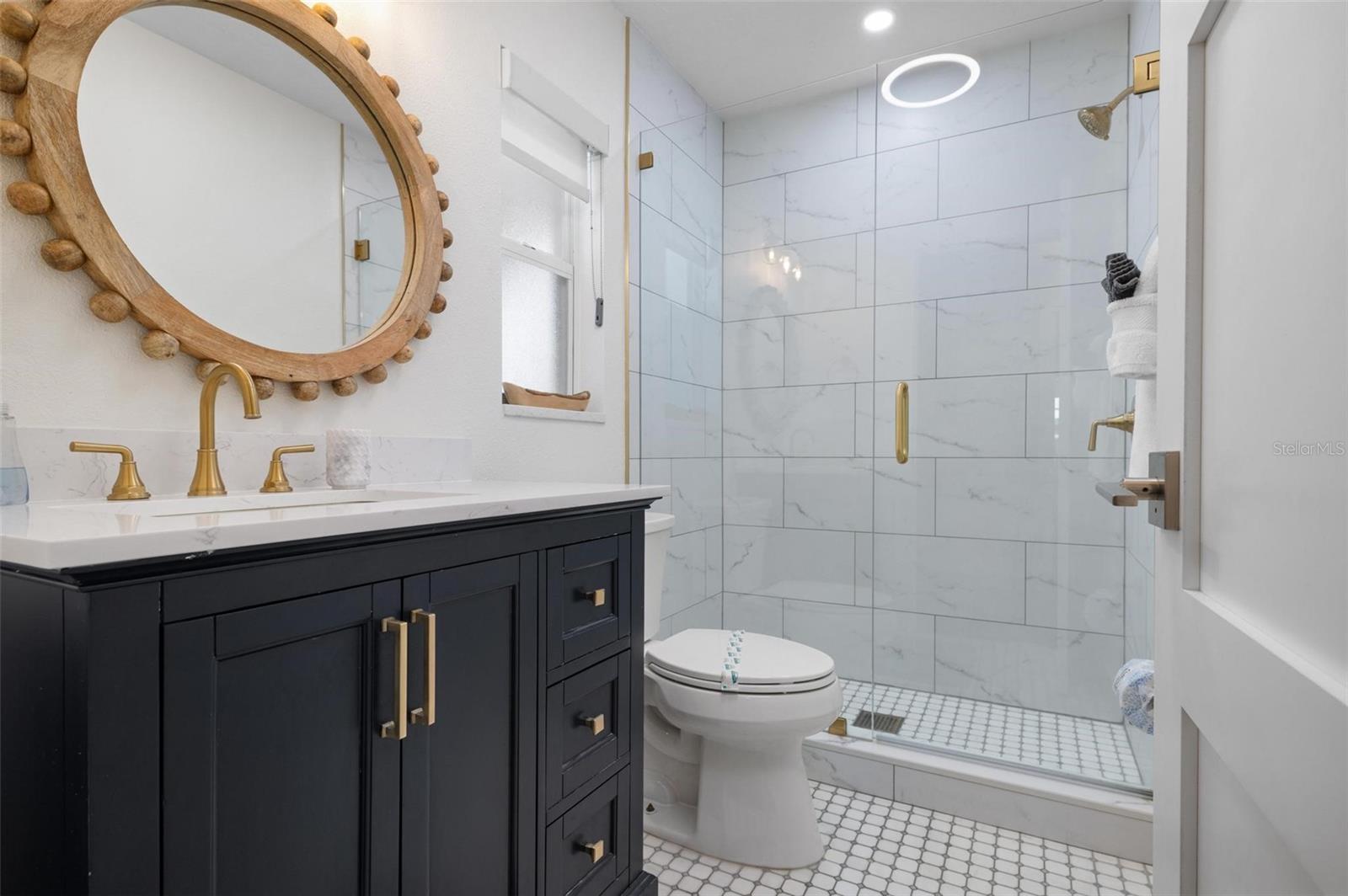 3915 COCONUT TER, BRADENTON, FL, 34210