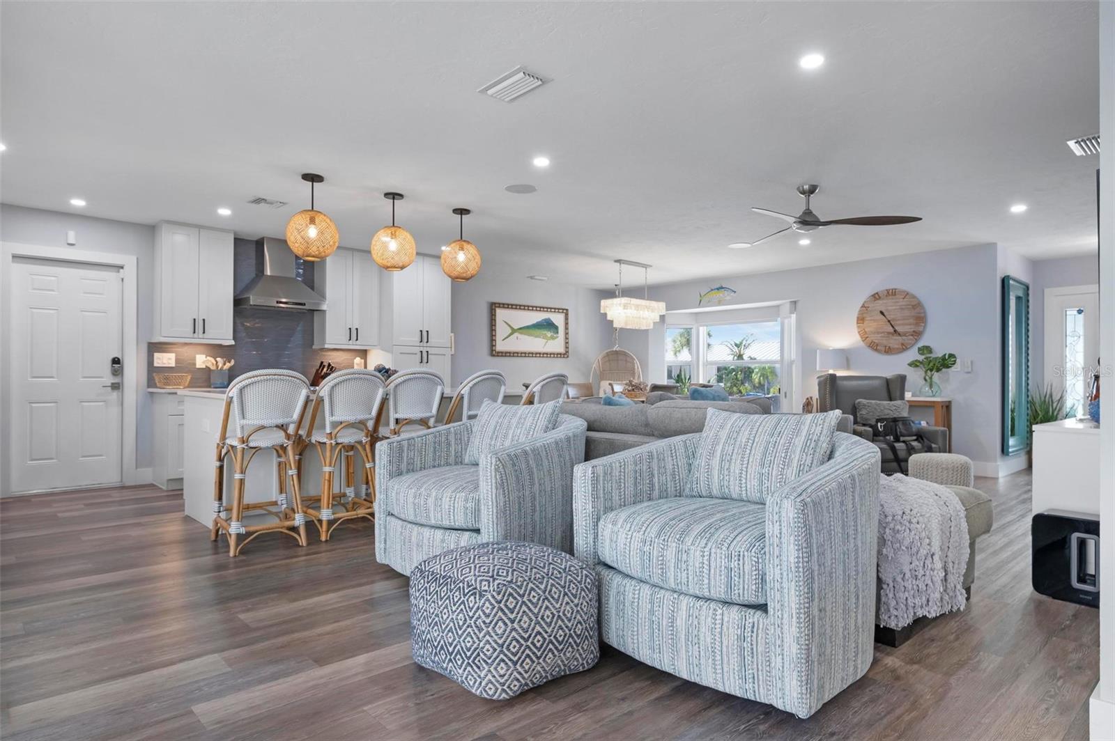 3915 COCONUT TER, BRADENTON, FL, 34210