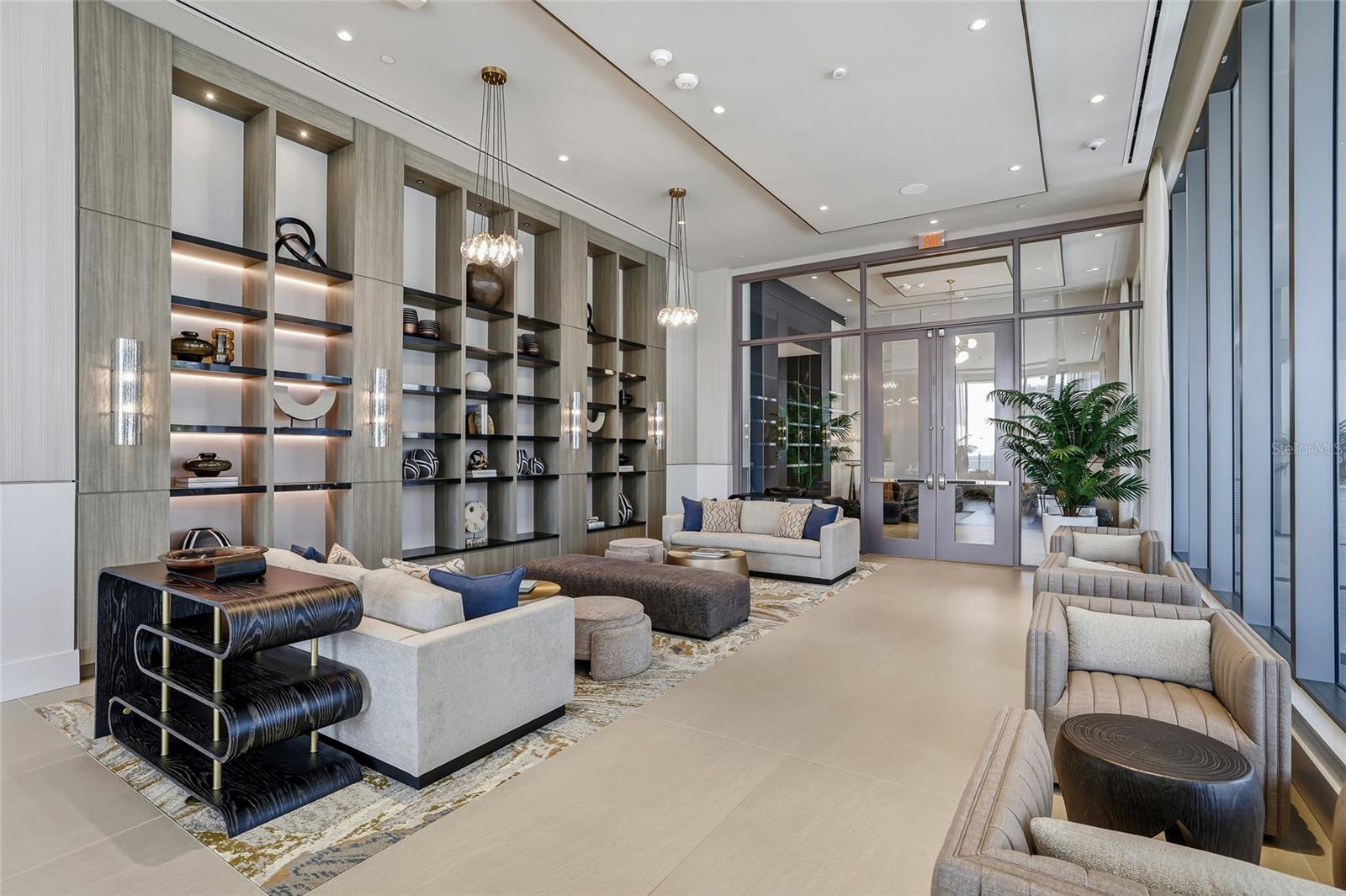 275 1ST AVE S #1208, ST PETERSBURG, FL, 33701