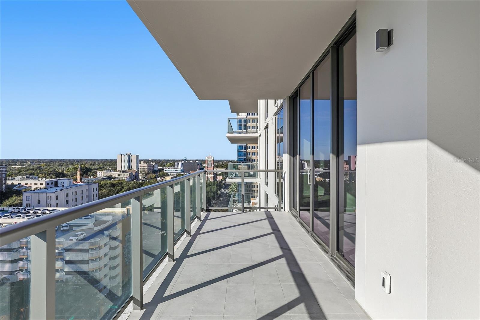 275 1ST AVE S #1208, ST PETERSBURG, FL, 33701