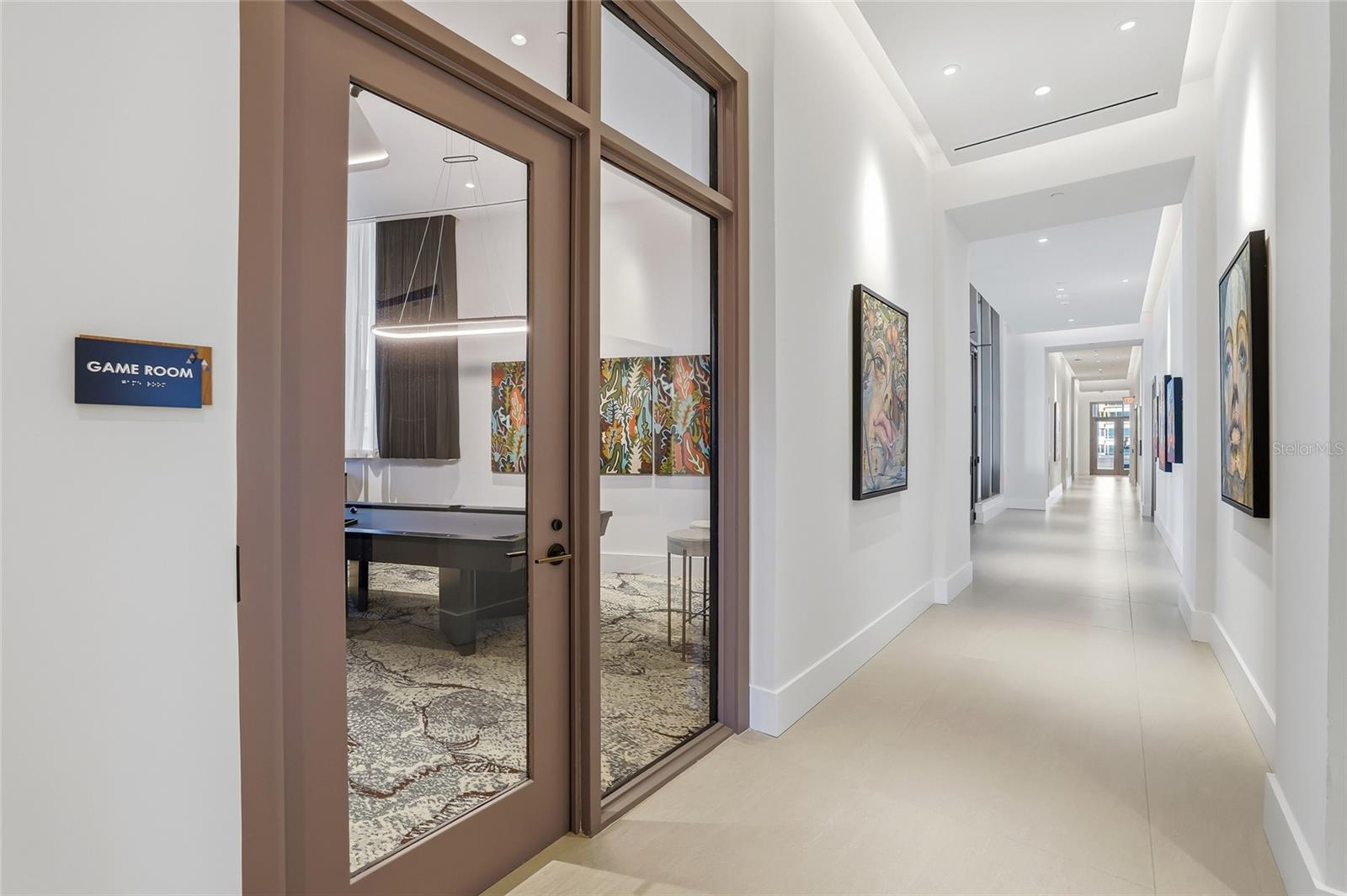 275 1ST AVE S #1208, ST PETERSBURG, FL, 33701