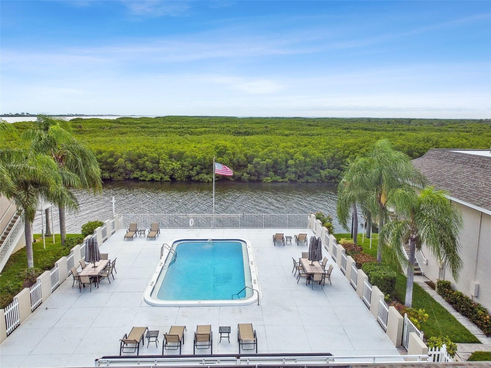 8829 BAY POINTE DR #205, TAMPA, FL, 33615