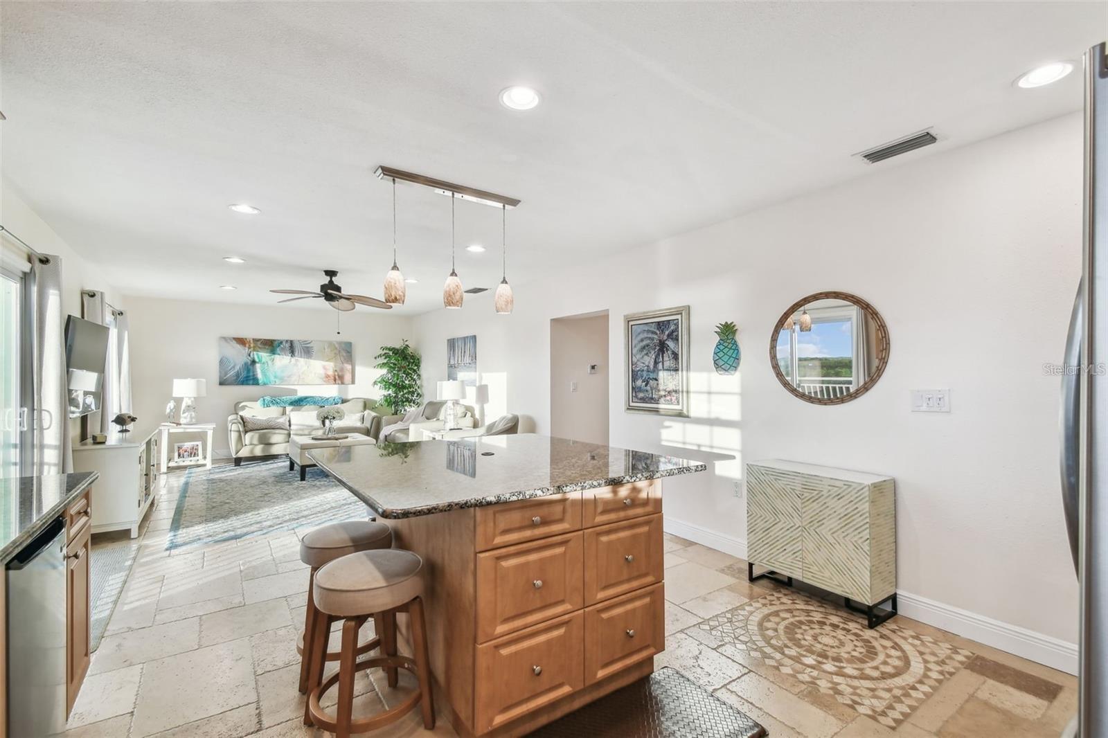 8829 BAY POINTE DR #205, TAMPA, FL, 33615