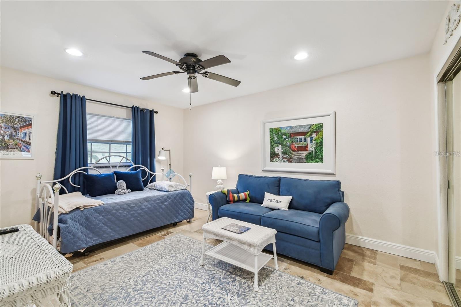 8829 BAY POINTE DR #205, TAMPA, FL, 33615