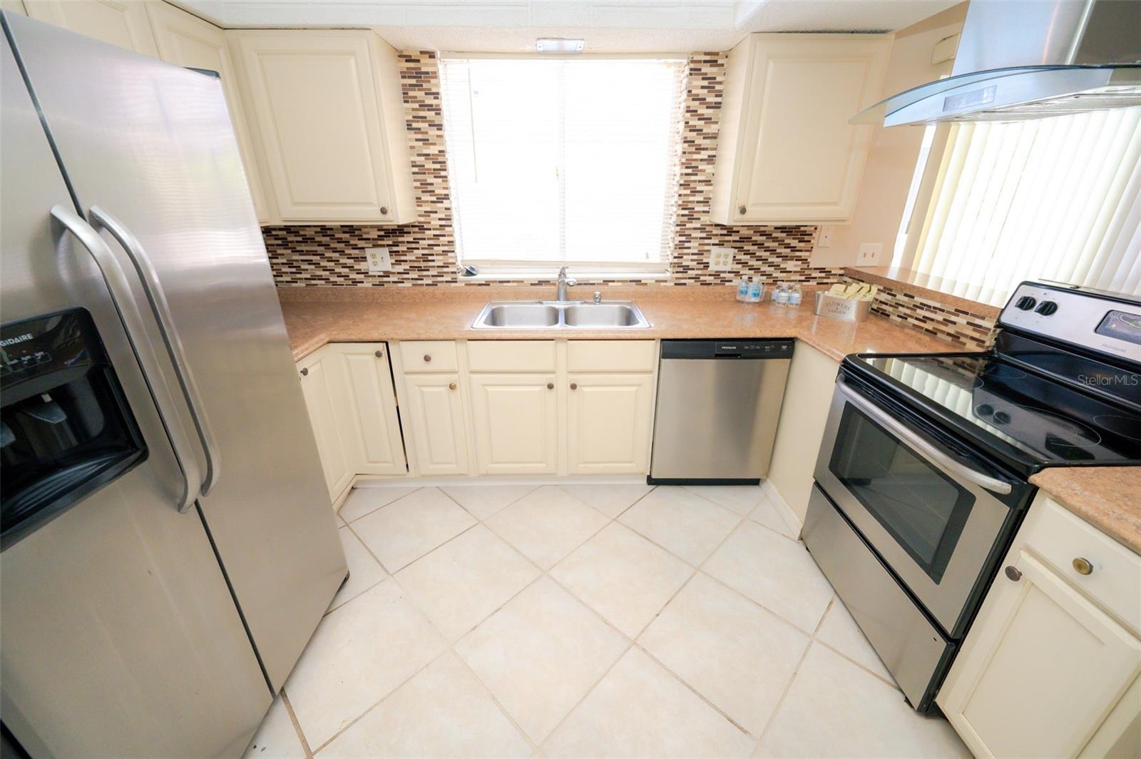 FAIRWAY UNIT 02, DAYTONA BEACH, FL, 32114