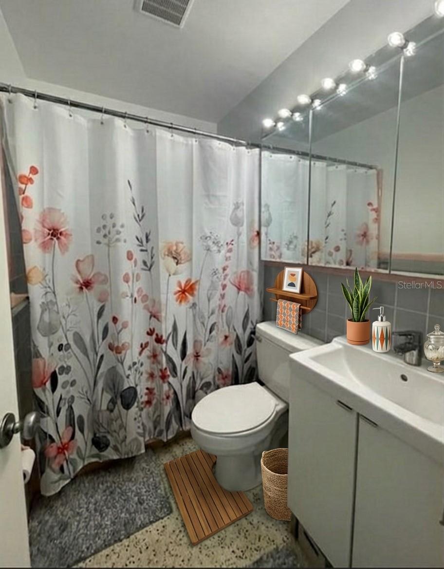 811 26TH AVE N, ST PETERSBURG, FL, 33704