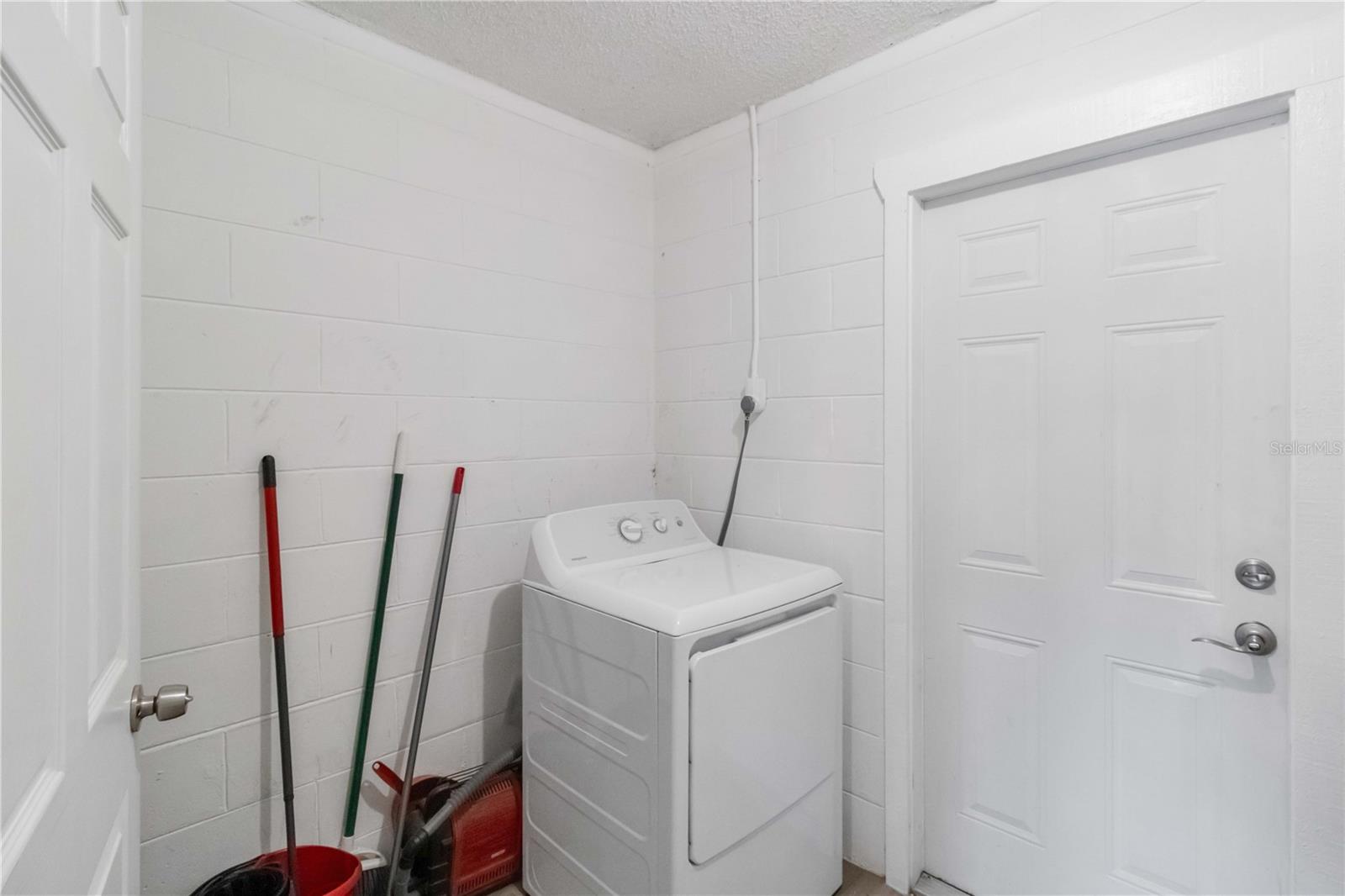 204 CIRCLE HILL DR, BRANDON, FL, 33510