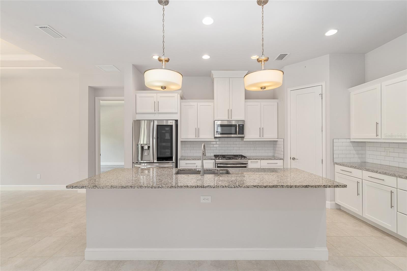 11890 SW 33RD LN, GAINESVILLE, FL, 32608