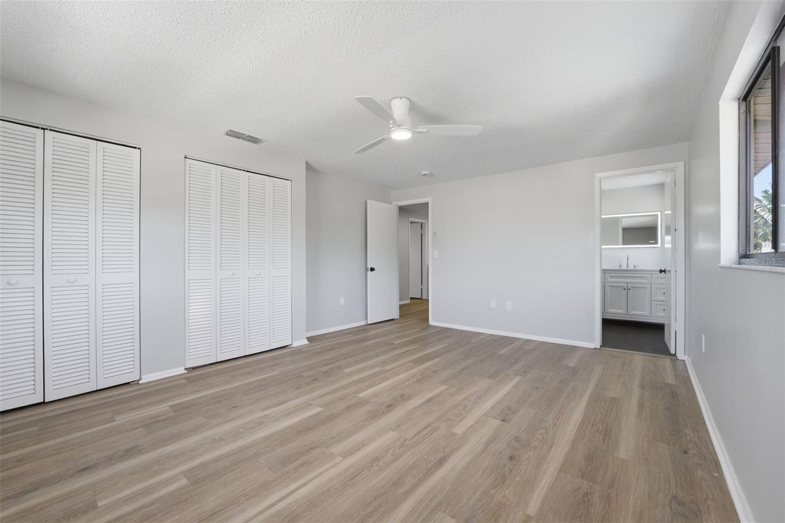 5328 FOX RUN RD, SARASOTA, FL, 34231