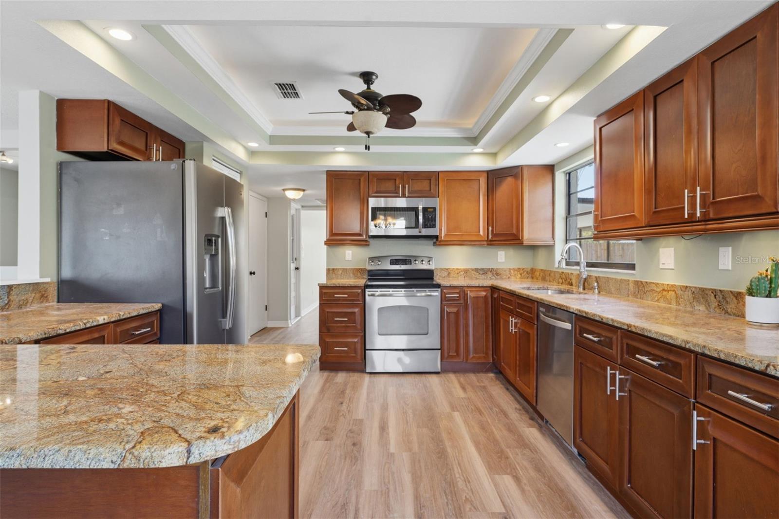 5328 FOX RUN RD, SARASOTA, FL, 34231