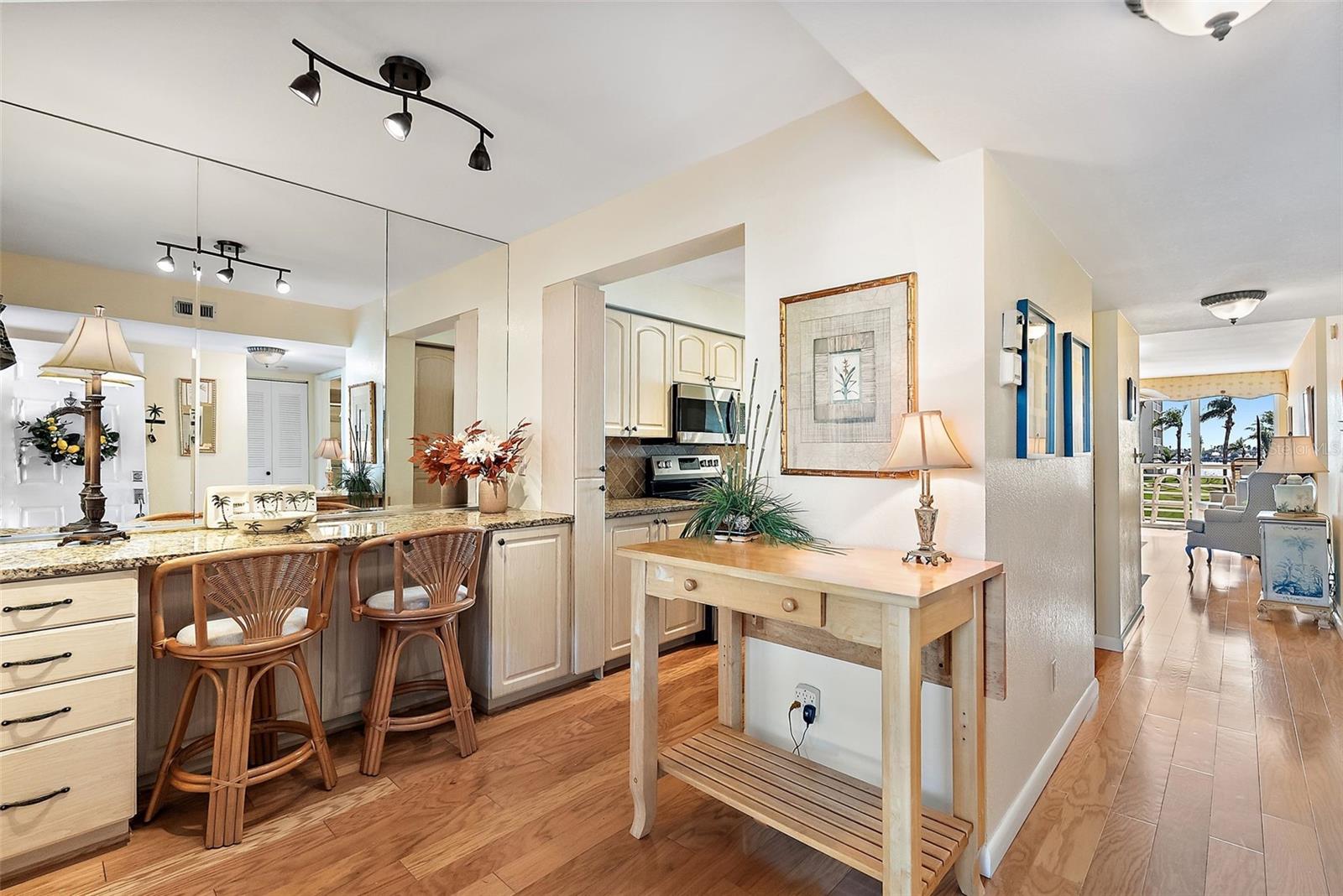 6021 BAHIA DEL MAR CIR #234, ST PETERSBURG, FL, 33715