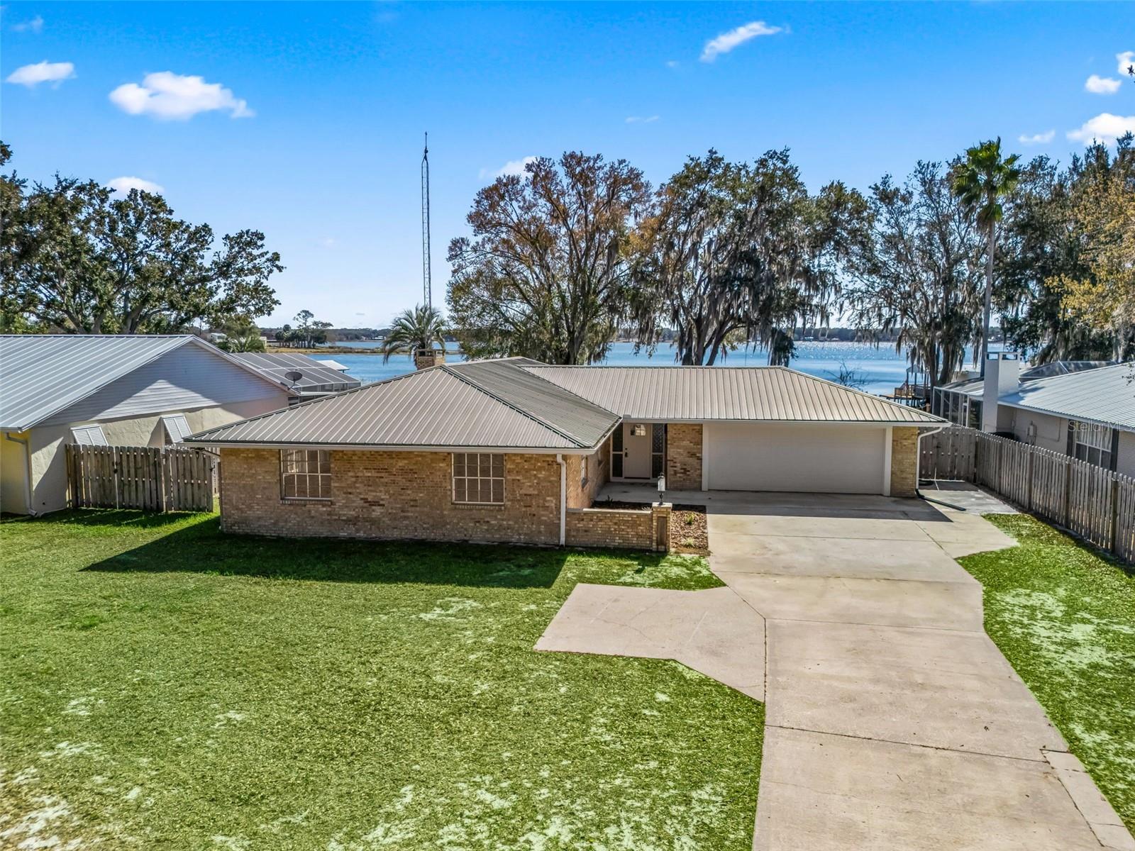 10916 SE TIMUCUAN RD, SUMMERFIELD, FL, 34491