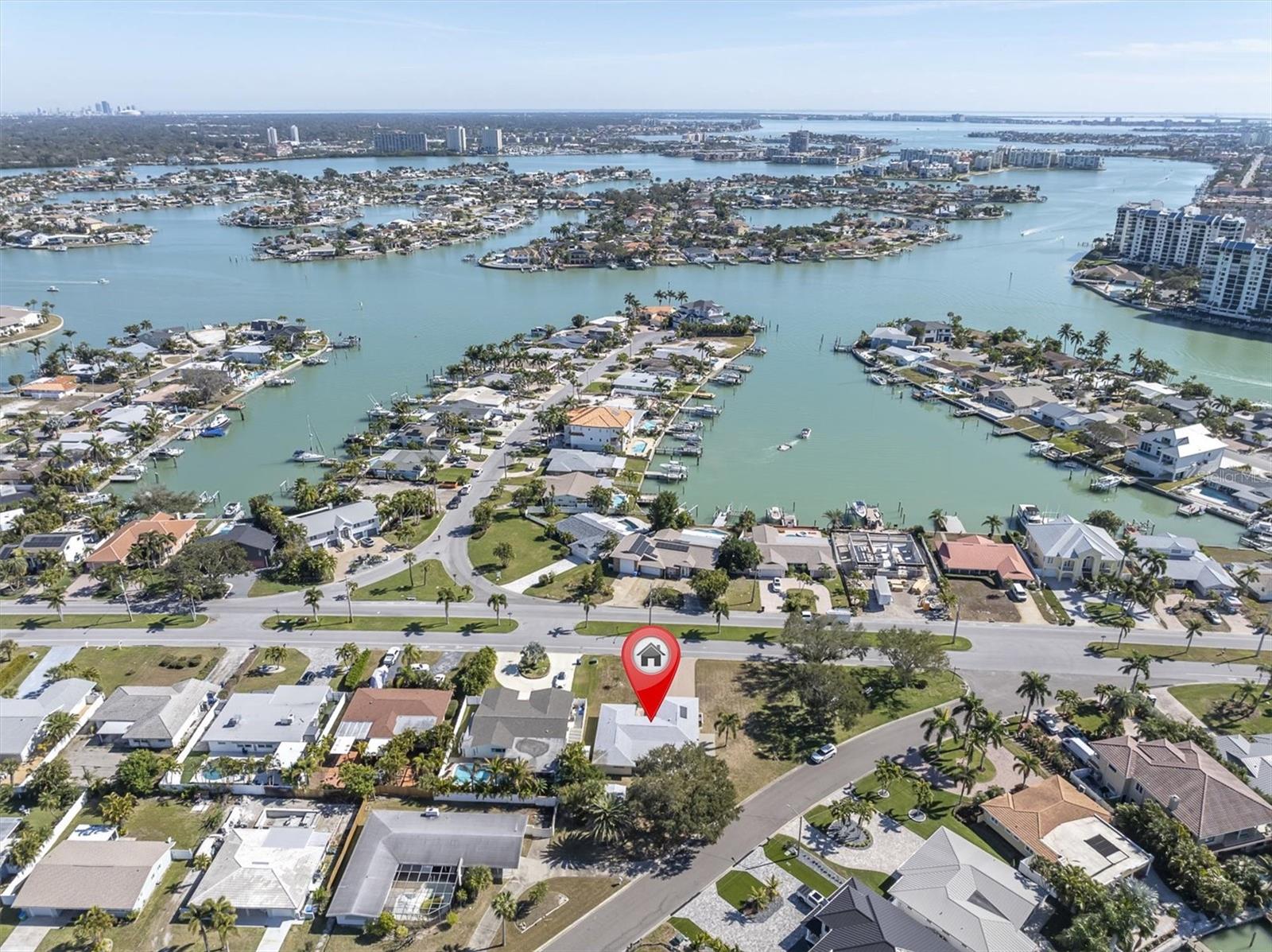 10100 PARADISE BLVD, TREASURE ISLAND, FL, 33706