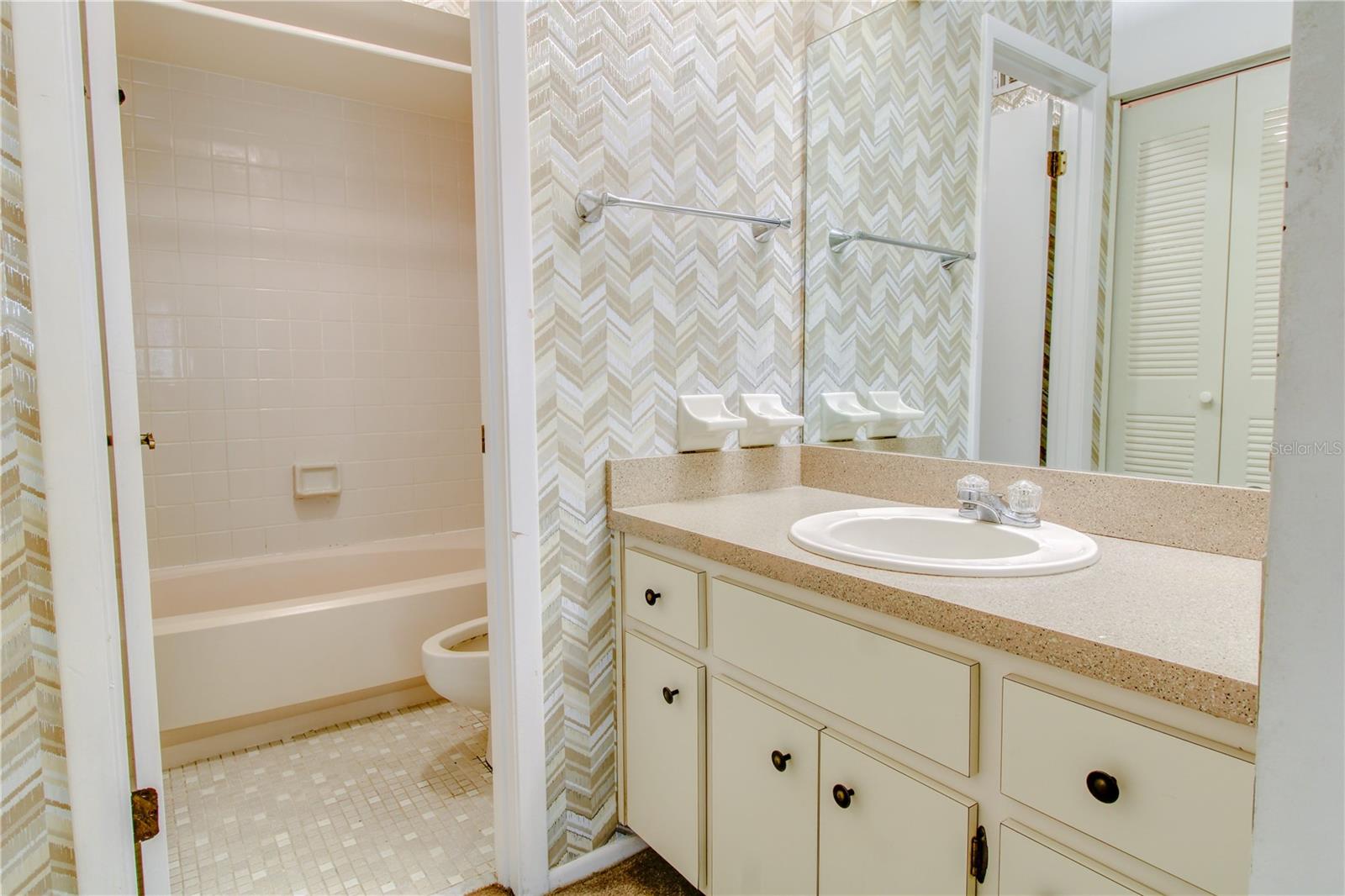 3293 WESTRIDGE BLVD #203, ORLANDO, FL, 32822