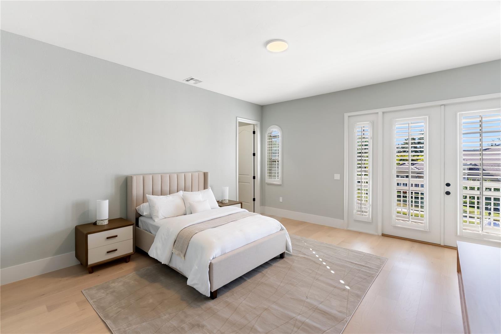 A4681024 Property Photo