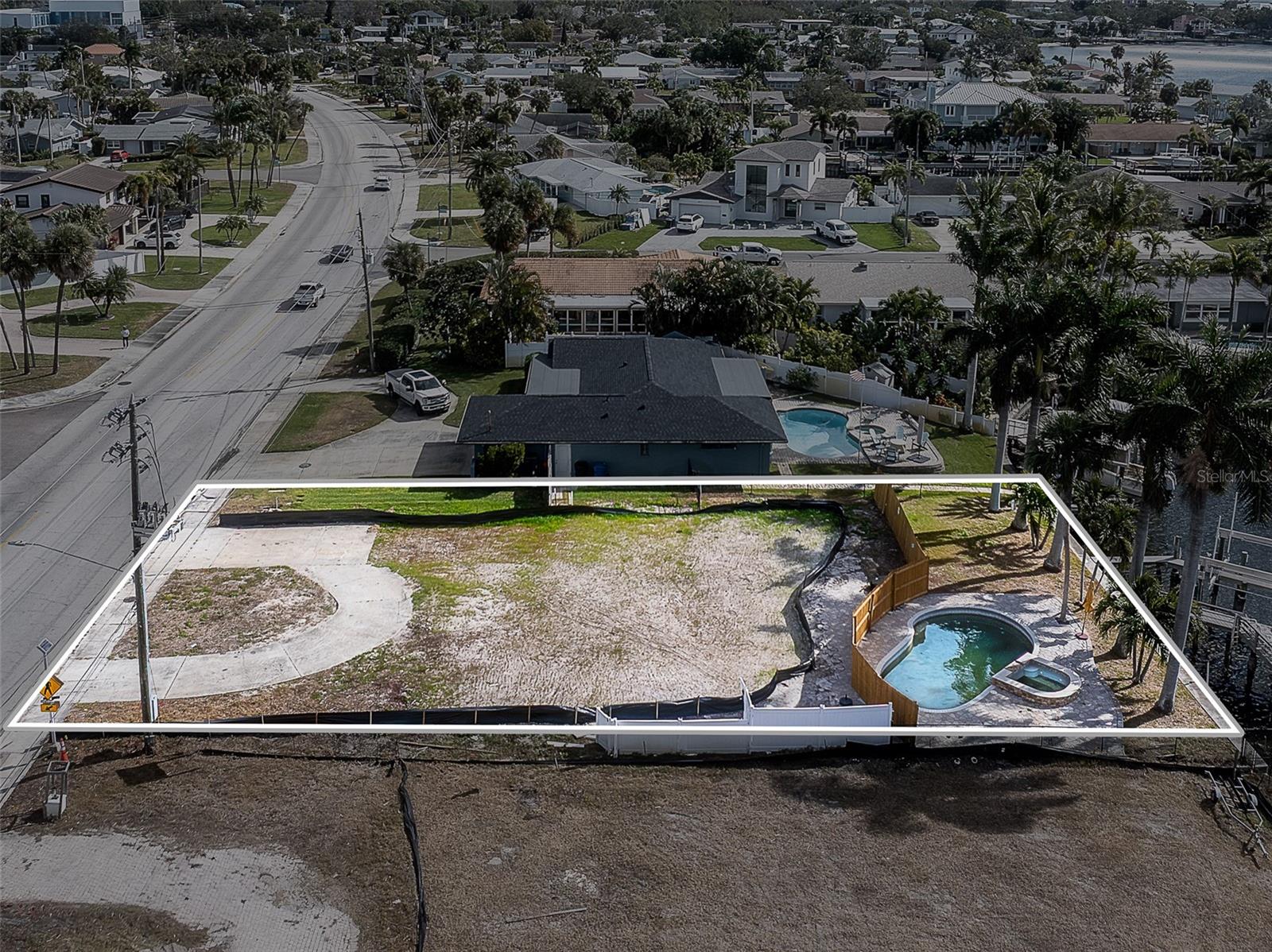 1336 40TH AVE NE, ST PETERSBURG, FL, 33703