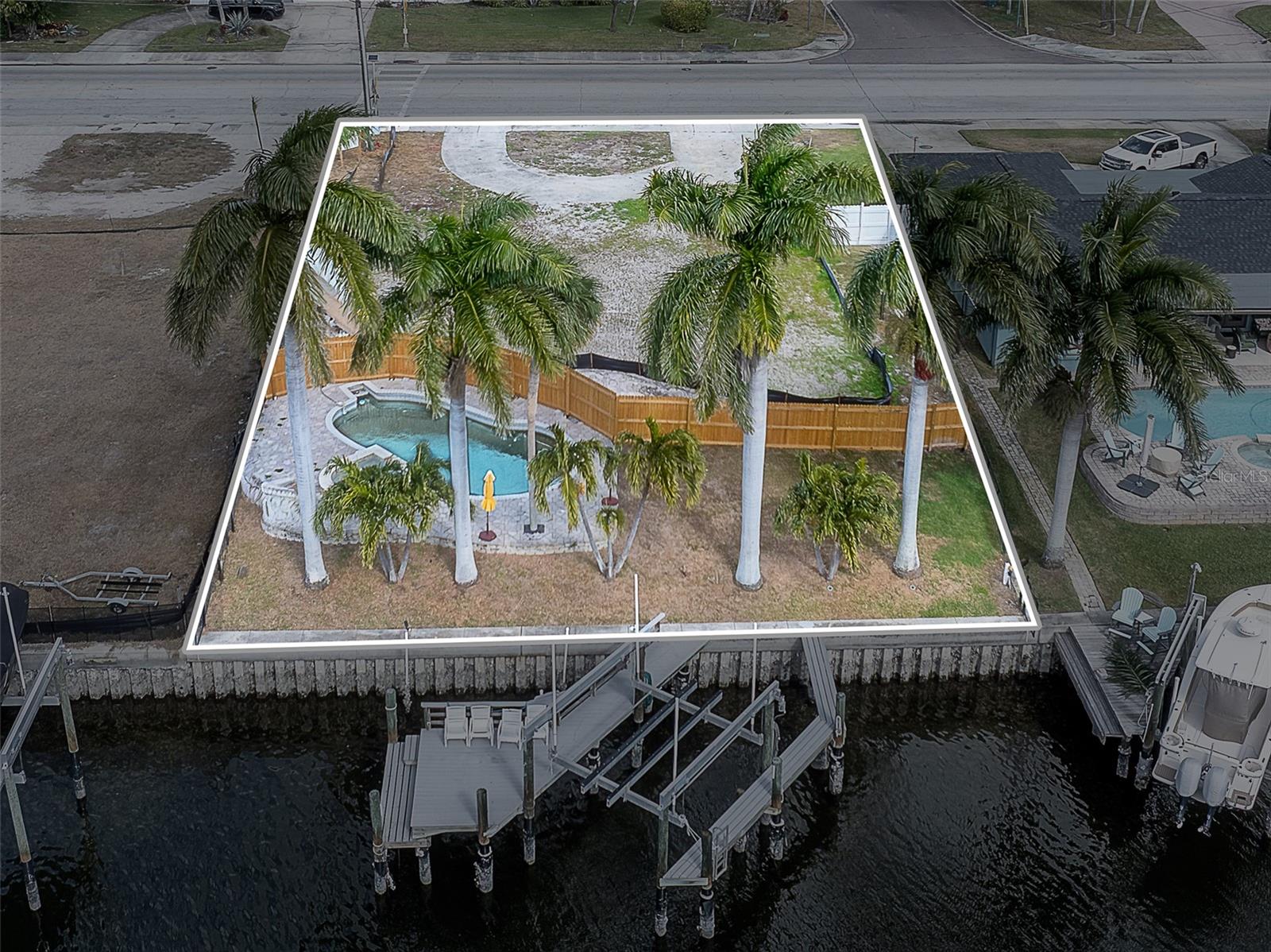 1336 40TH AVE NE, ST PETERSBURG, FL, 33703