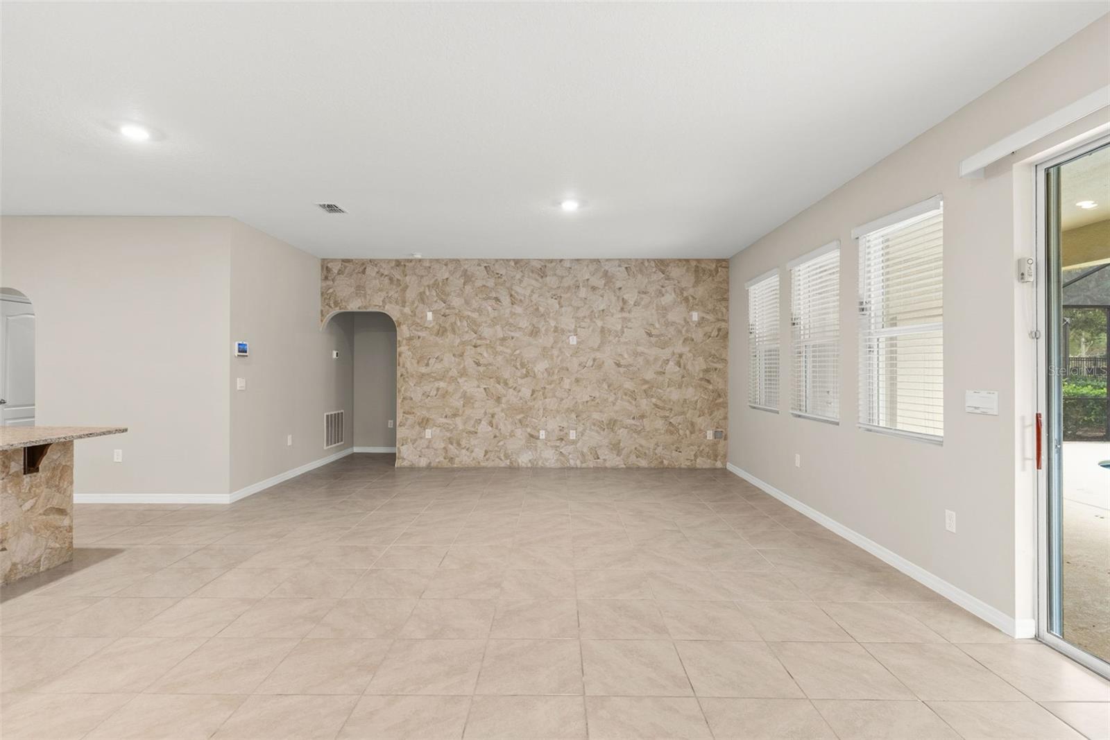 5121 OAKBOURNE AVE, DAVENPORT, FL, 33837