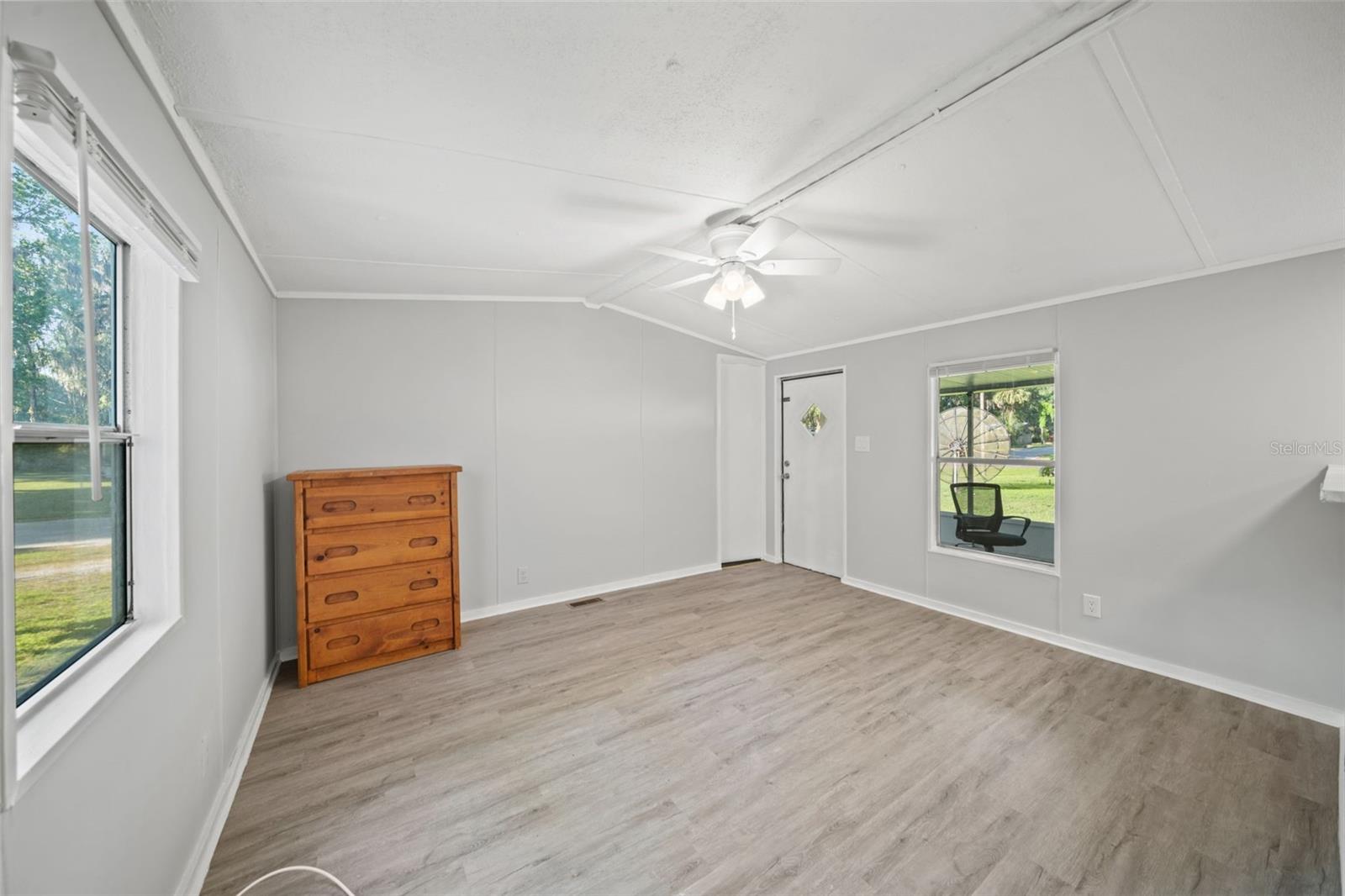 1940 CR 428, LAKE PANASOFFKEE, FL, 33538