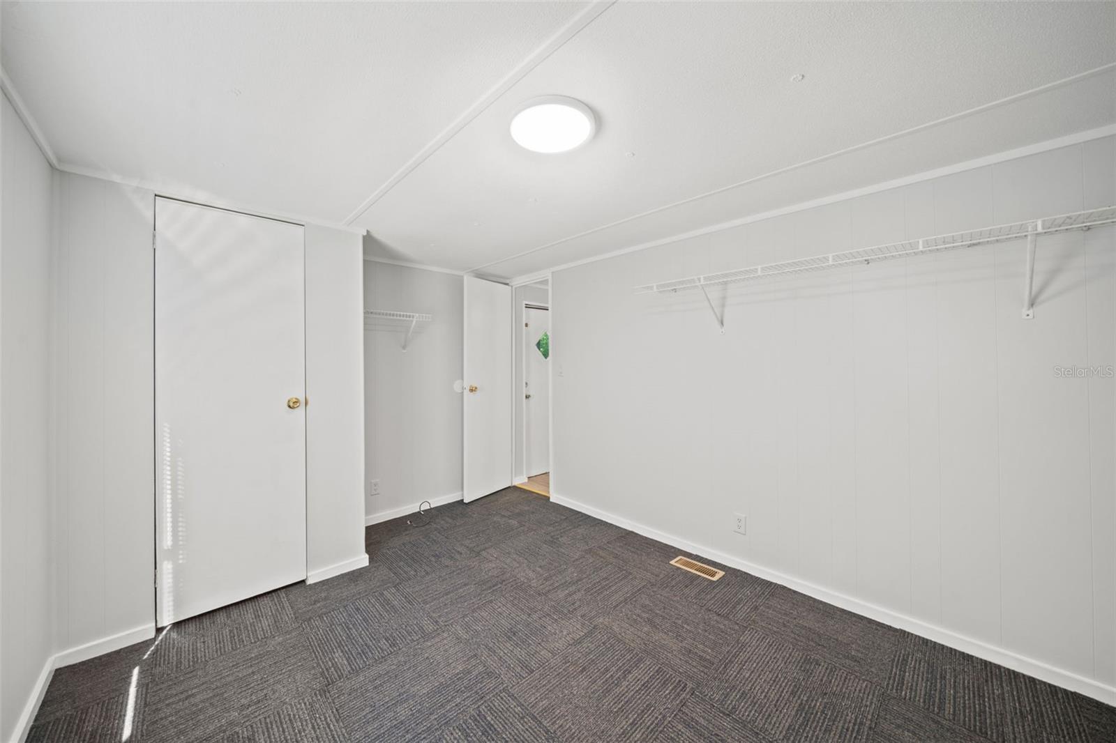 1940 CR 428, LAKE PANASOFFKEE, FL, 33538