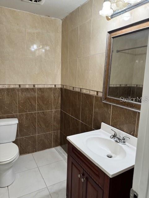 4913 CARLYLE RD, TAMPA, FL, 33615