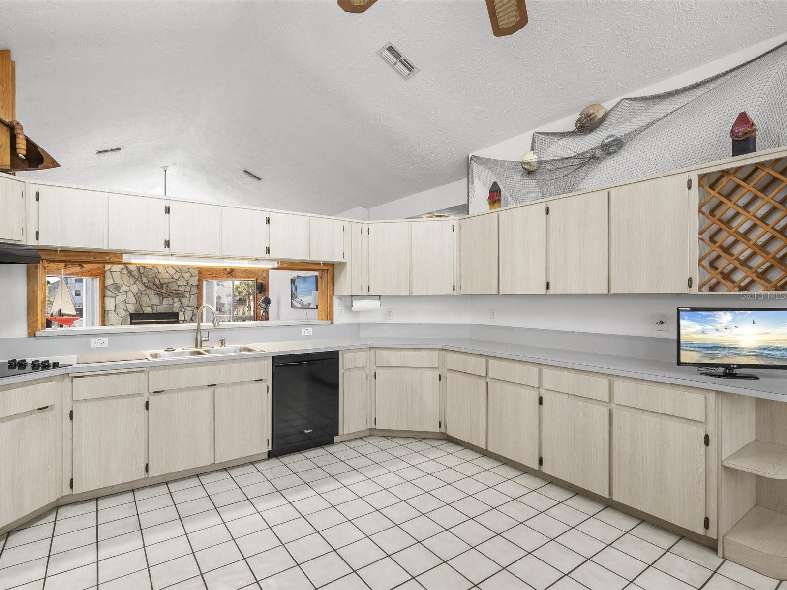 4290 CARLOS CT, HERNANDO BEACH, FL, 34607