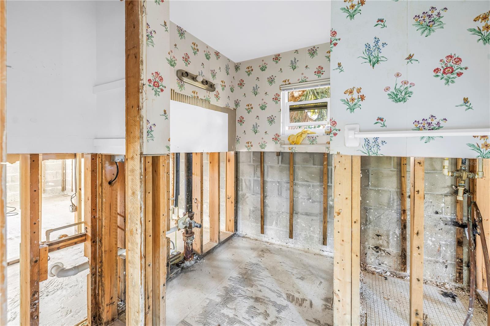 523 REID ST, SARASOTA, FL, 34242