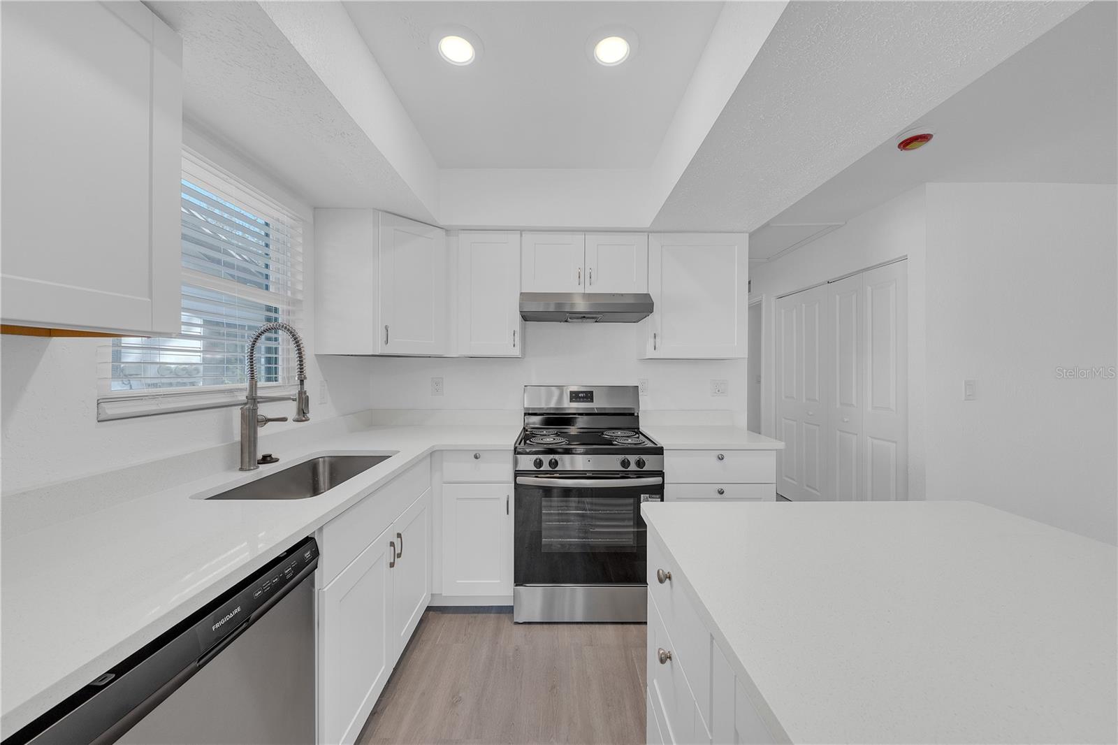 4949 91ST AVE #23, PINELLAS PARK, FL, 33782