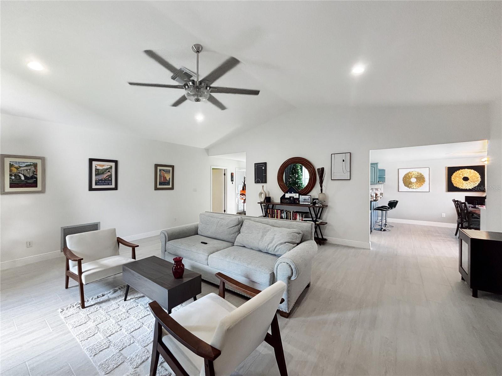 9135 SAN AMBROSIO DR, ORLANDO, FL, 32836