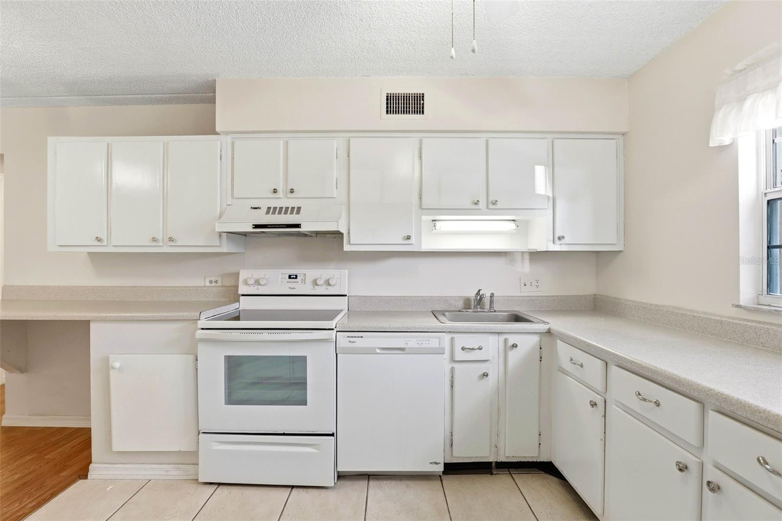 525 CONWAY RD #69, ORLANDO, FL, 32807