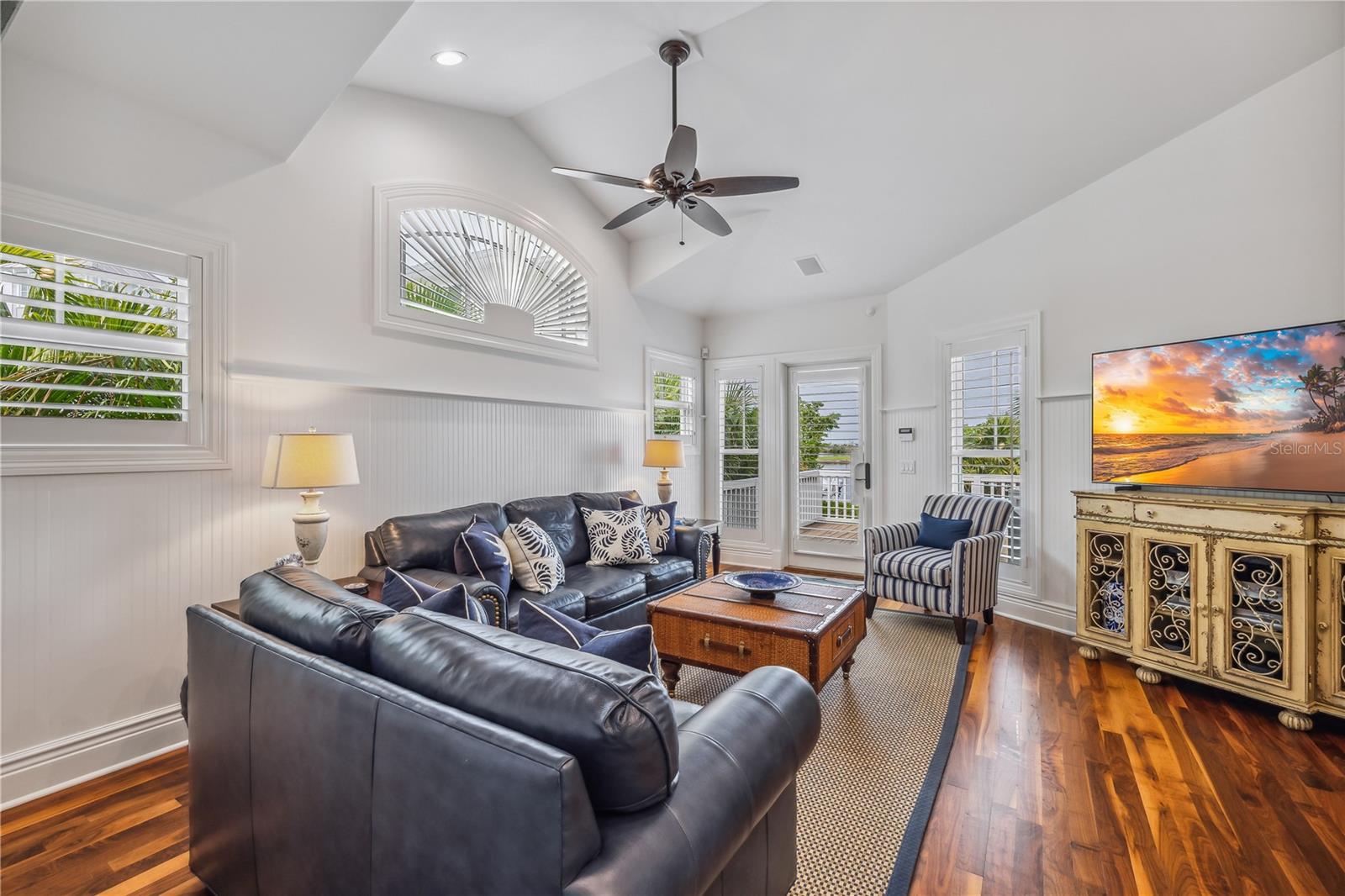 D6145964 Property Photo