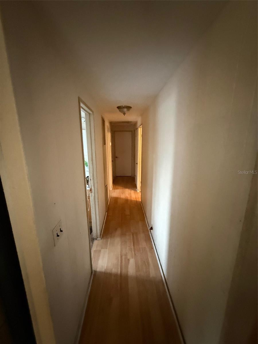 722 W MAUD ST, TAVARES, FL, 32778