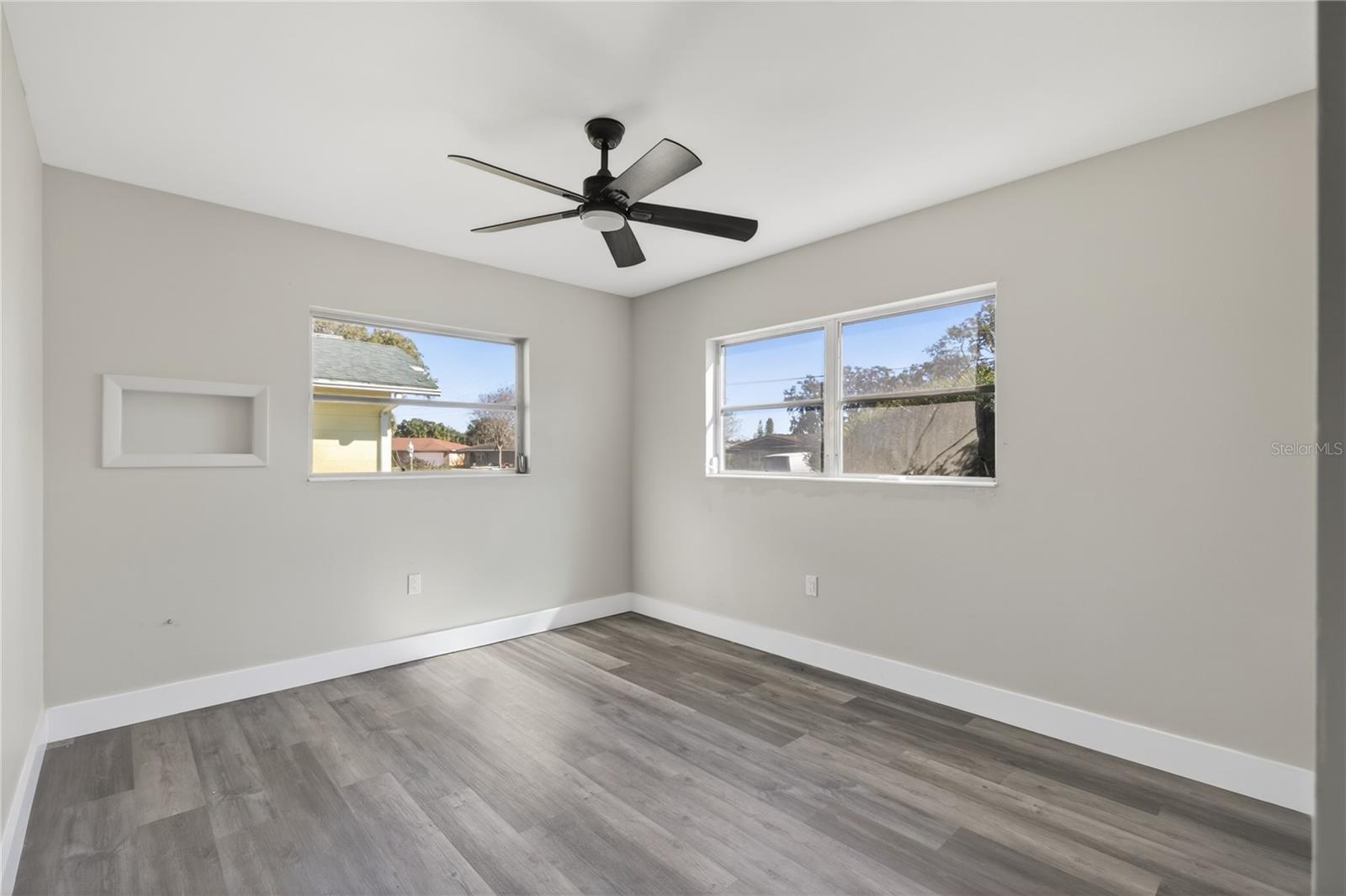 1503 CANAL CT, TAVARES, FL, 32778