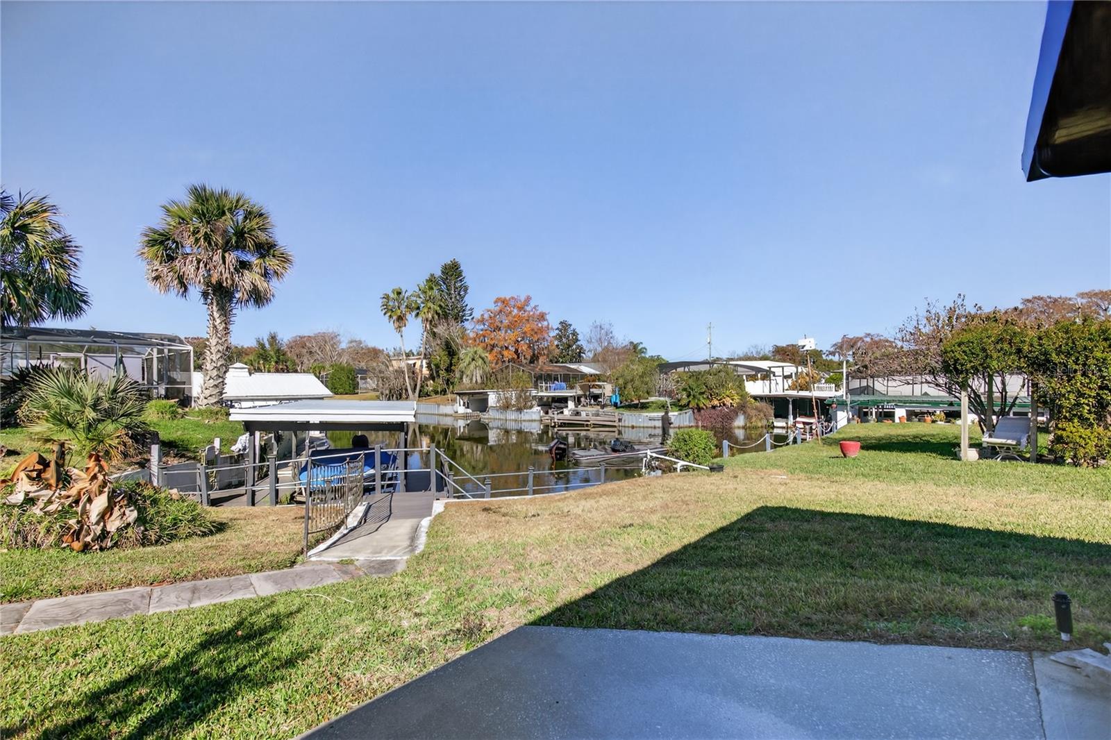 1503 CANAL CT, TAVARES, FL, 32778