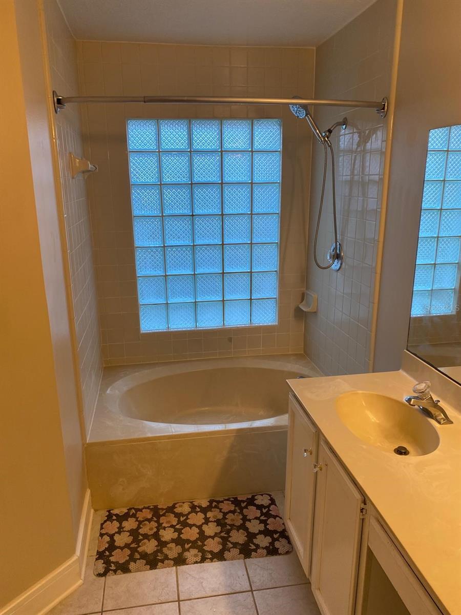 1413 ABBERTON DR, ORLANDO, FL, 32837