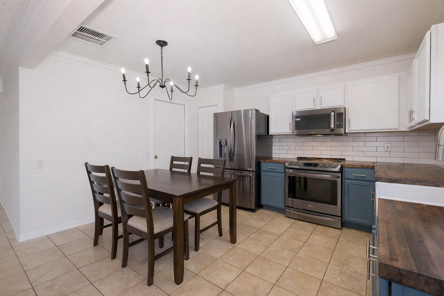 12430 DAWN VISTA DR, RIVERVIEW, FL, 33578