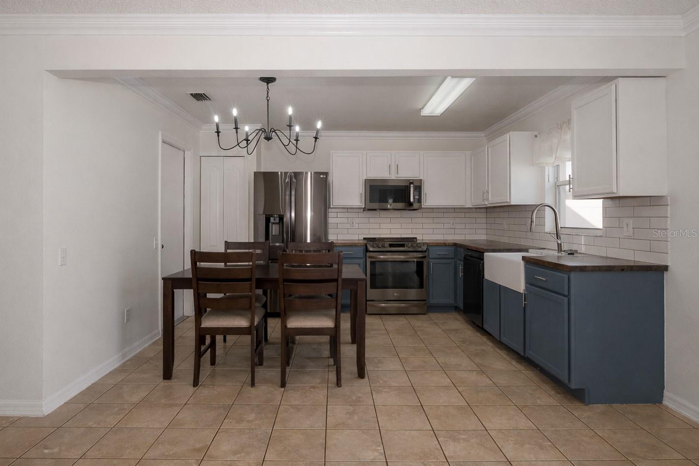 12430 DAWN VISTA DR, RIVERVIEW, FL, 33578