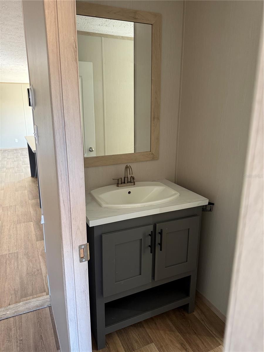 15807 COUNTY ROAD 672, LITHIA, FL, 33547