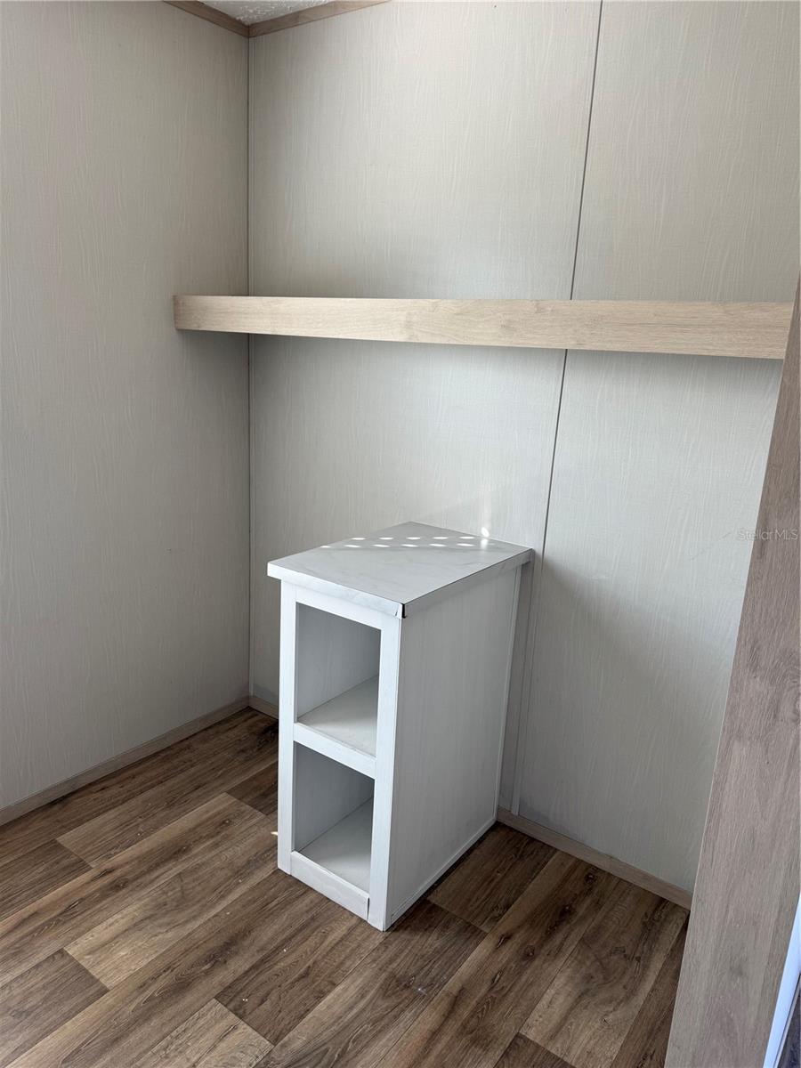 15807 COUNTY ROAD 672, LITHIA, FL, 33547